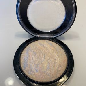Mac lightscapade mineralized skinfinish